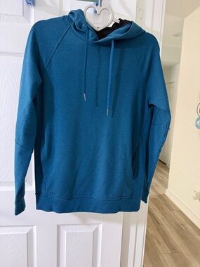 Lululemon Black/Teal Hoodie - Casual Comfort